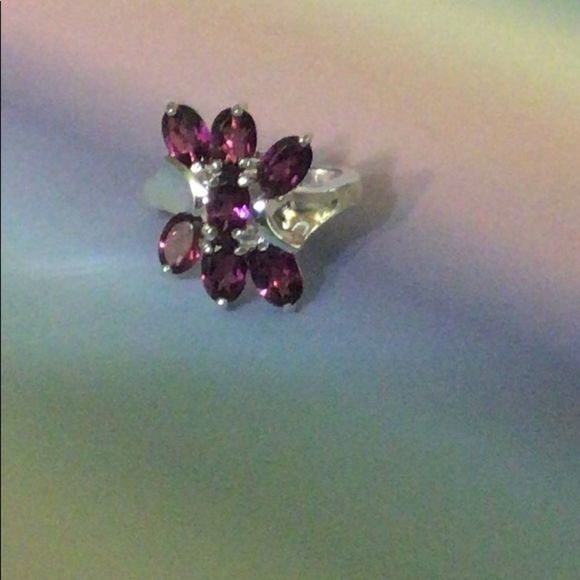 Sterling Silver Rhodolite‎ Garnet Ring - Picture 2 of 6